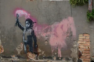 Lire la suite à propos de l’article Tout savoir sur l&rsquo;exposition Banksy près de Bordeaux
