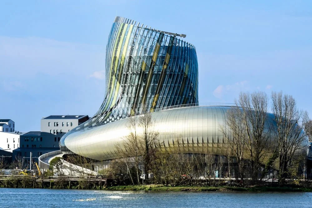 Lire la suite à propos de l’article La Cité du Vin à Bordeaux accueille plus de 2,5 millions de visiteurs